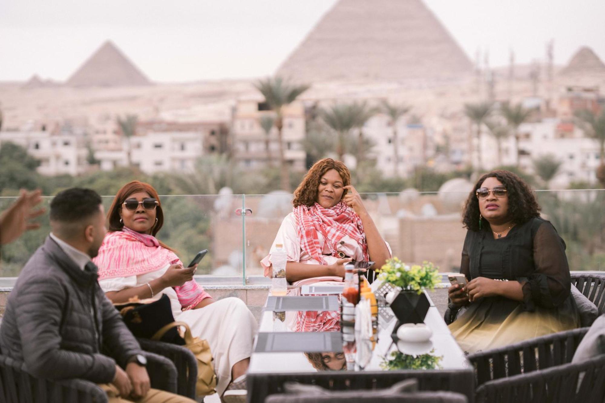 Tuya Pyramids 4* Cairo