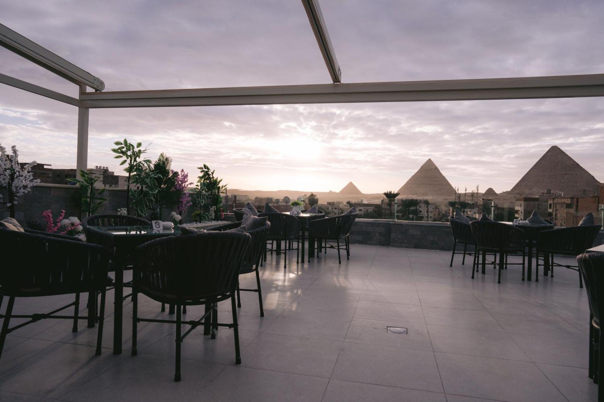 Tuya Pyramids Hotel